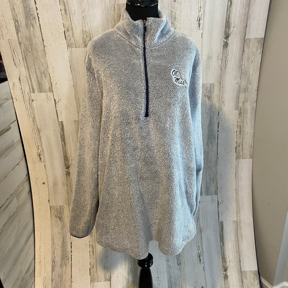 CLEARANCE! NCAA Ole Miss Colosseum Women's Size XL Fuzzy Quarter Zip Sweatshirt